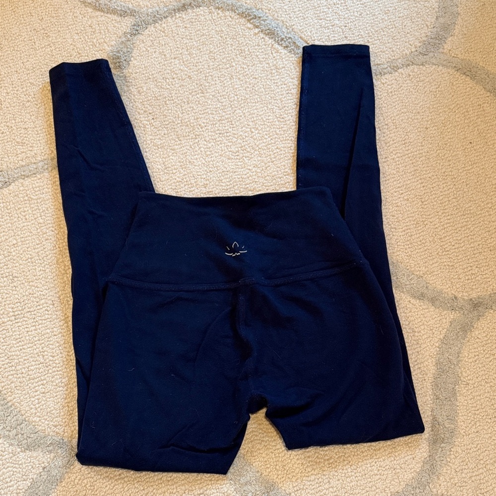 Navy beyond yoga legging
